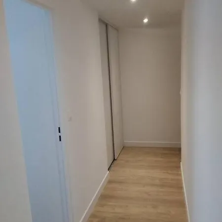 Cosy Et Renove En Hypercentre. Apartment *